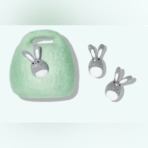 LOVEVERY- Bunnies in a Felt Burrow Set